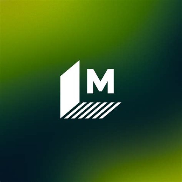 Are boy dogs harder to house train?