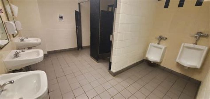 Are there gender-neutral bathrooms at Disney?