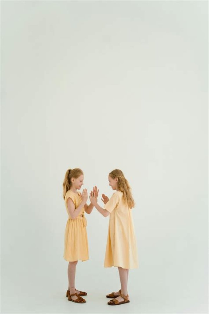Can a twin have twins?