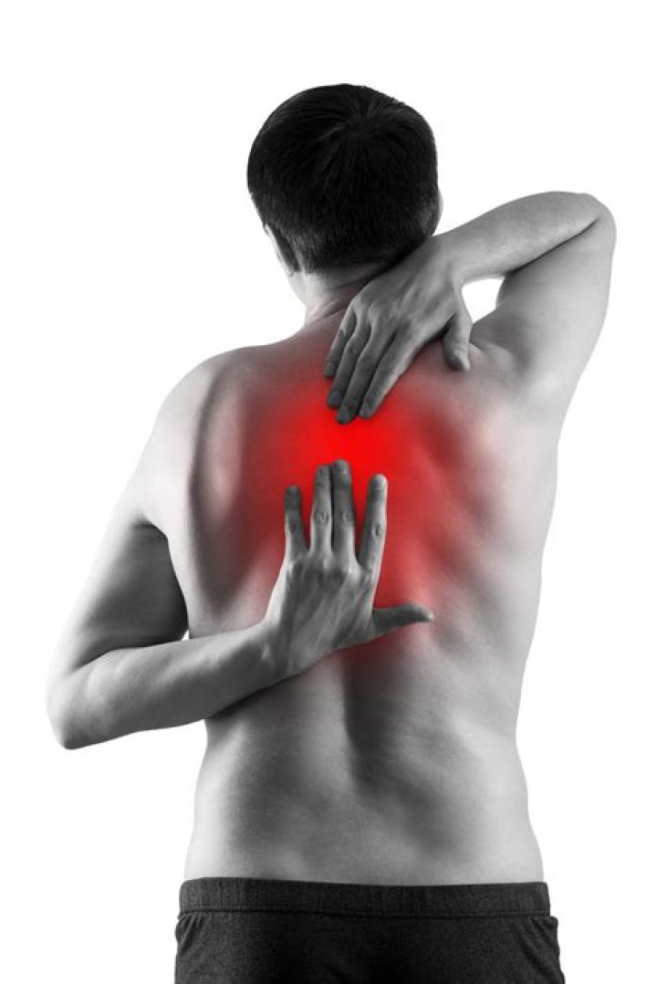 Can GERD cause back pain between shoulder blades?