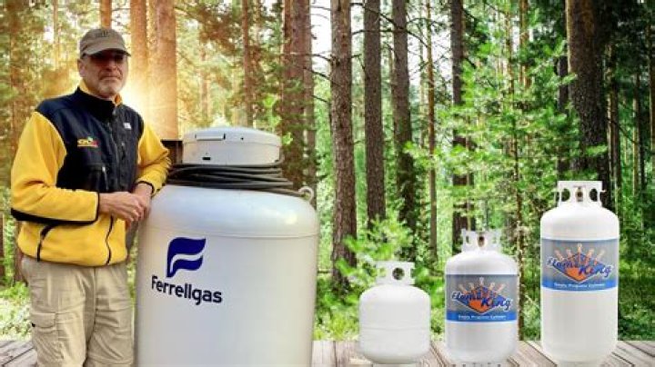Can I fill my RV propane tank myself?
