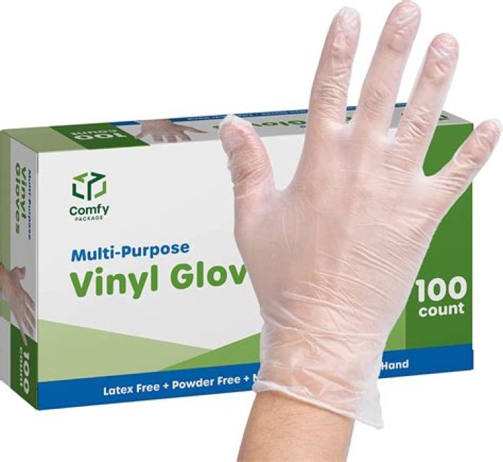 Can I use plastic gloves to bleach my hair?