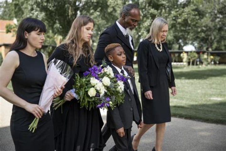 Can I wear white to a funeral?