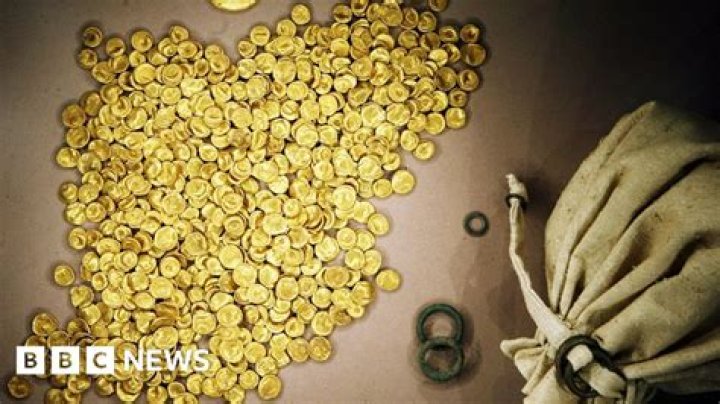 Can stolen gold coins be traced?