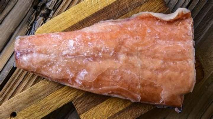 Can you eat frozen salmon with freezer burn?