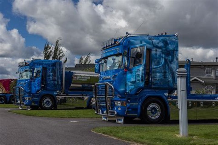 Can you transport jerry can in car?