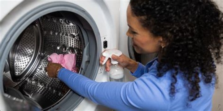 Can you wash mercury out of clothes?