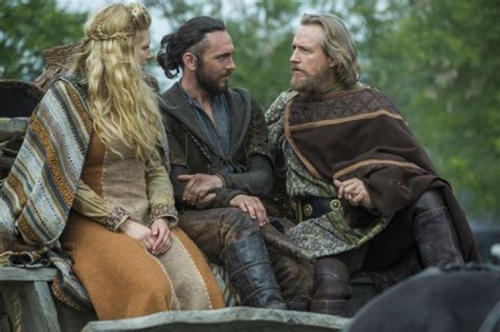 Did Lagertha sleep with King Ecbert?