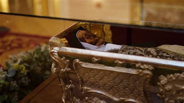 Did Teresa steal her own flour?