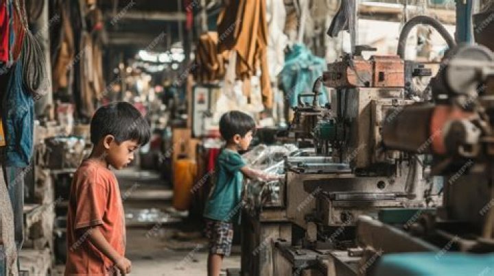 Do Chinese children work in factories?