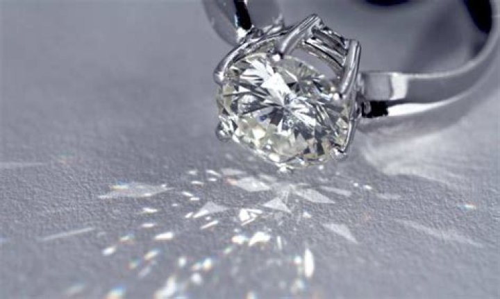 Do diamonds ever lose their sparkle?
