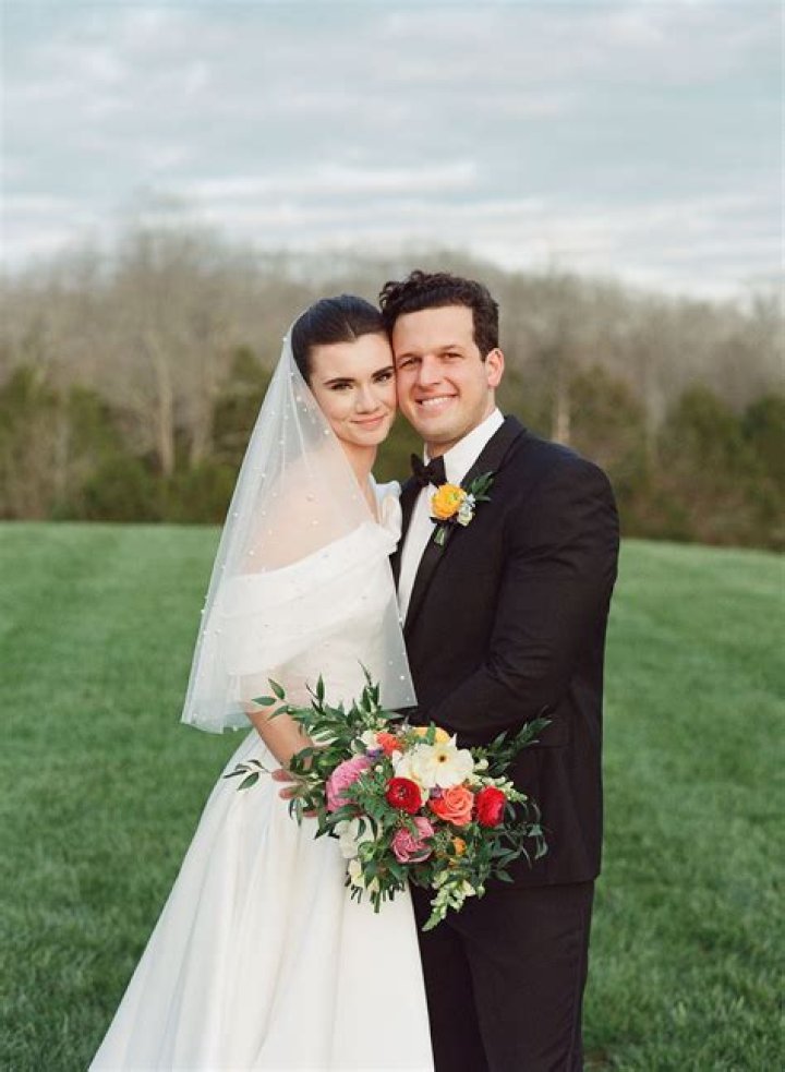 Do Ryan and Brett stay married?