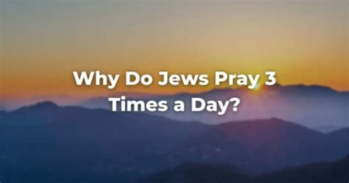 Do Shia pray 3 times a day?