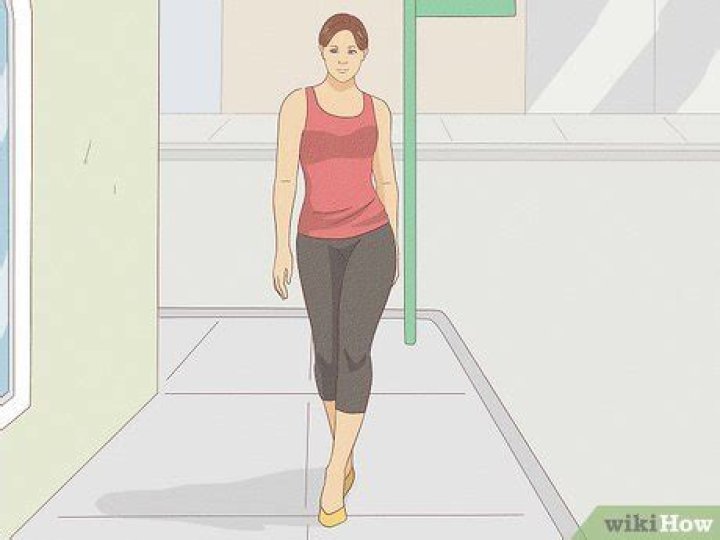 Do squats make your hips wider?
