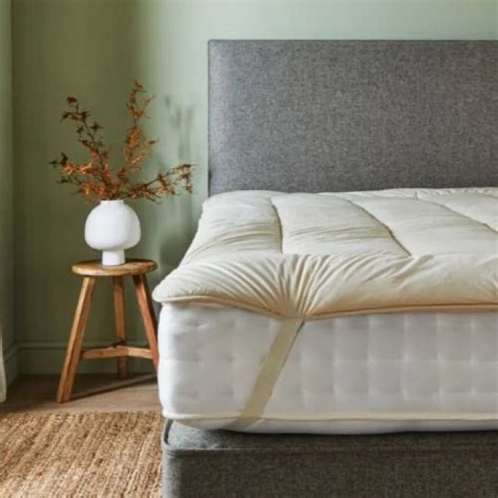 Do wool mattress toppers keep you cool?