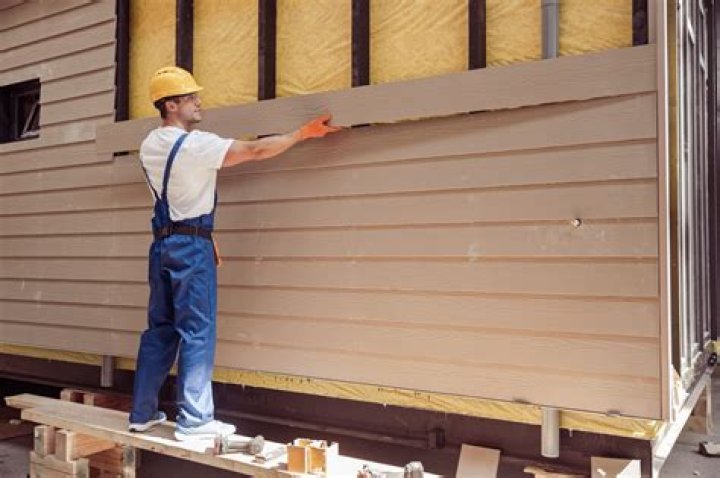 Do you install soffit before siding?