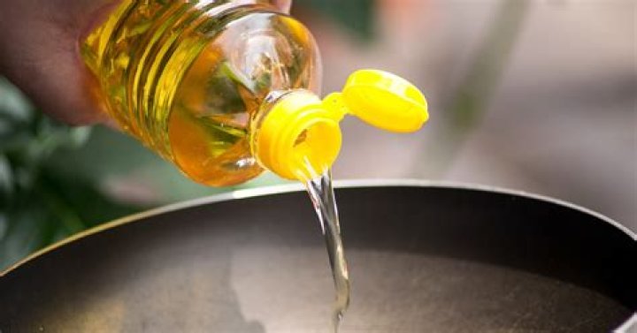 Does cooking oil expire if unopened?