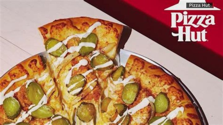 Does Pizza Hut have green olives?