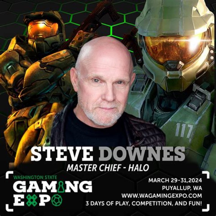 Does Steve Downes play Halo?