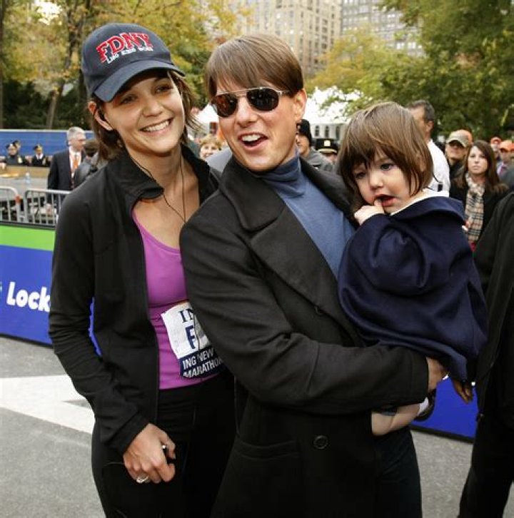Does Tom Cruise have a biological child?