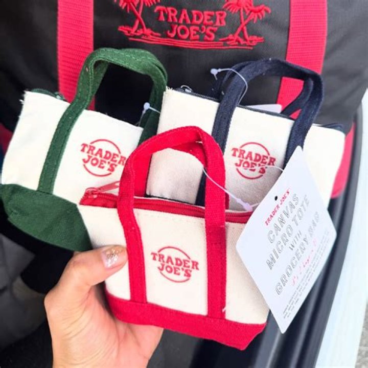 Does Trader Joe's sell knives?