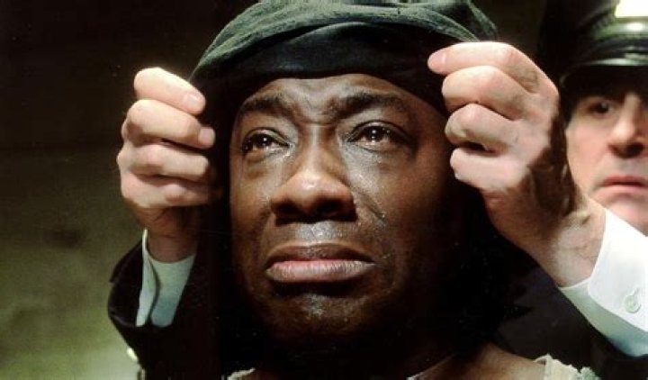 How did they make John Coffey look so big in The Green Mile?