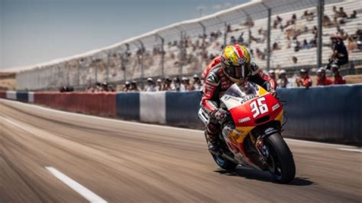 How do bikers pee during a race?