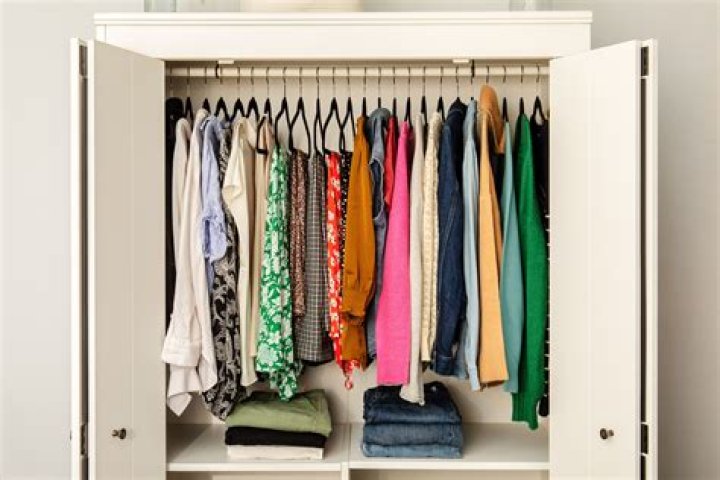 How do I keep my clothes fresh in the closet?