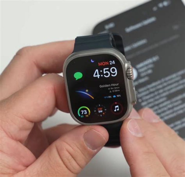 How do I make my Apple Watch private?
