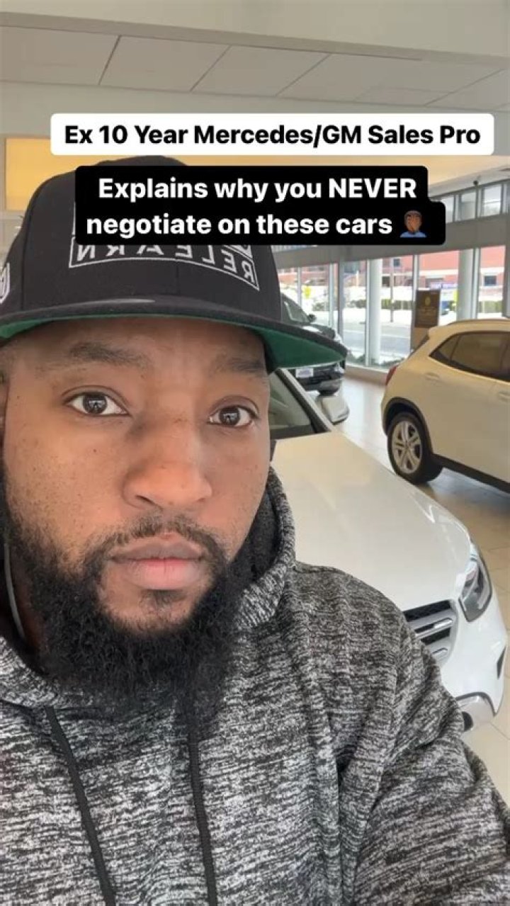 How do you get pigment back in white scars?