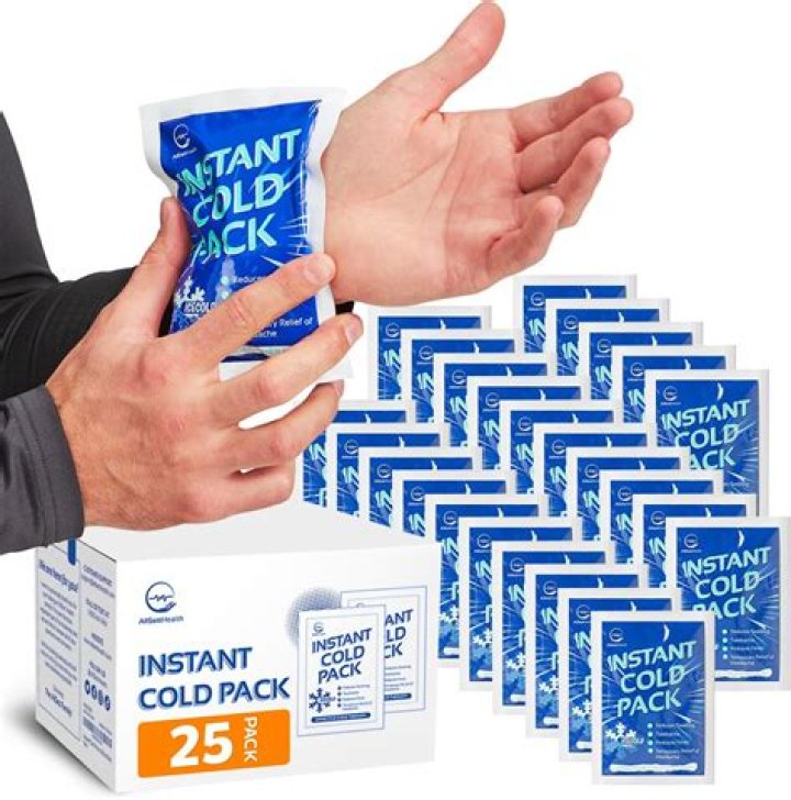 How do you insulate ice packs?