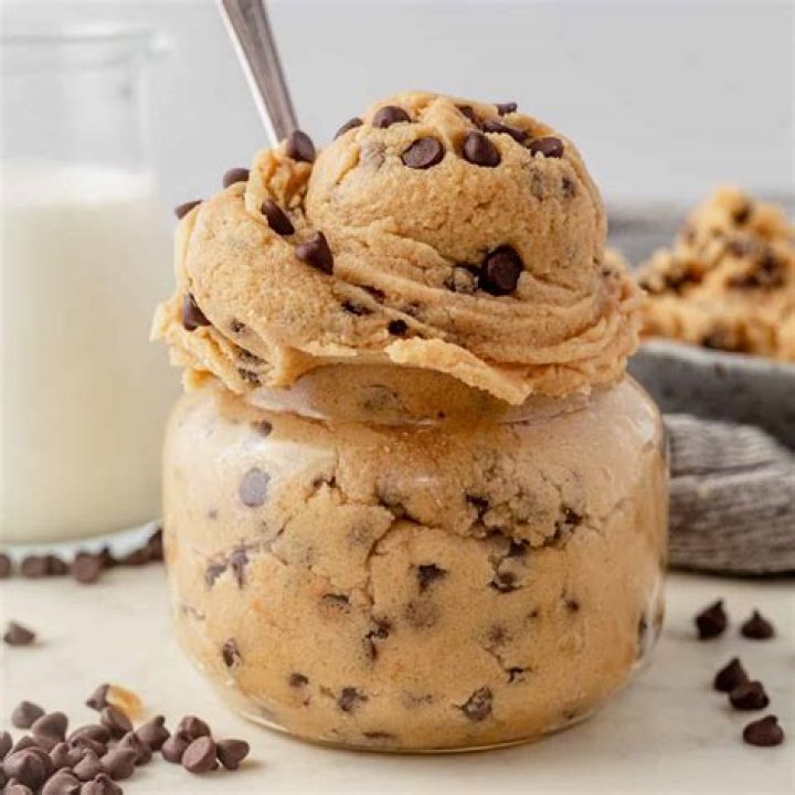 How do you keep cookie dough from sticking to the scoop?