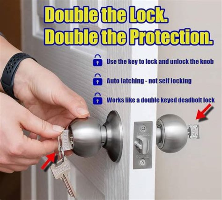 How does a double deadbolt work?