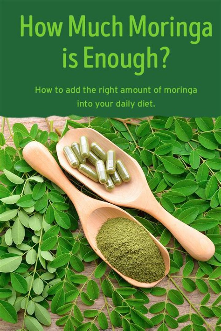 How does moringa help female fertility?