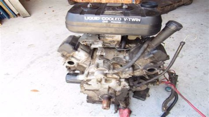 How long does a Kawasaki engine last?