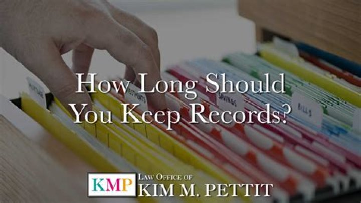 How long should you keep clothes?