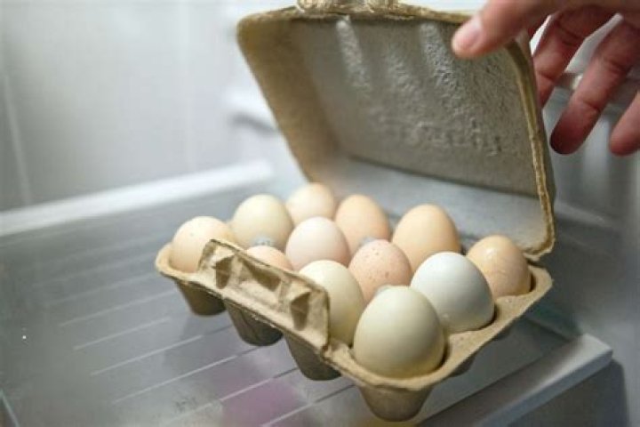 How long will fresh eggs last?