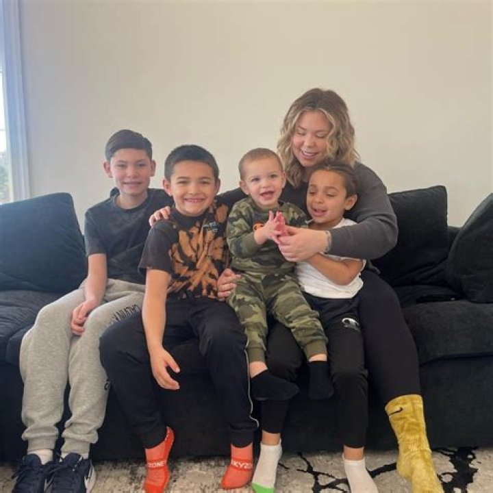 How many babies does kailyn have with Chris?