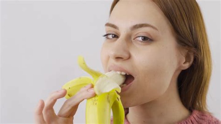 How many bananas should a woman eat a day?