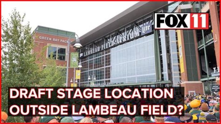 How much does a suite at Lambeau Field cost?