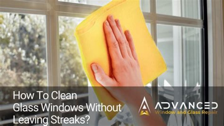 How much vinegar do you use to clean windows?