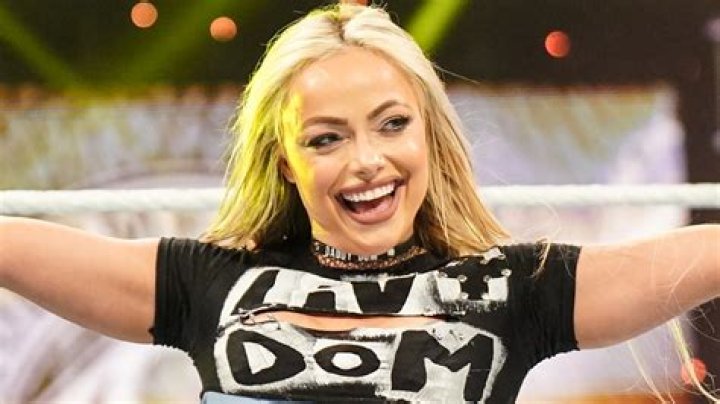 How old is Liv off Made in Chelsea?