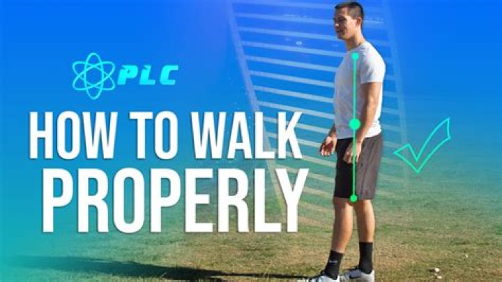 How should girls walk properly?