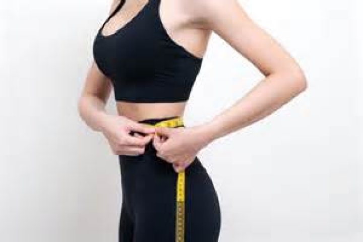 Is 22 inch waist small for a woman?