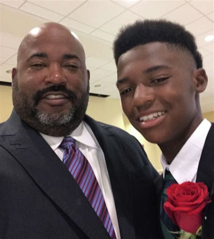 Is Kang Reed's dad?