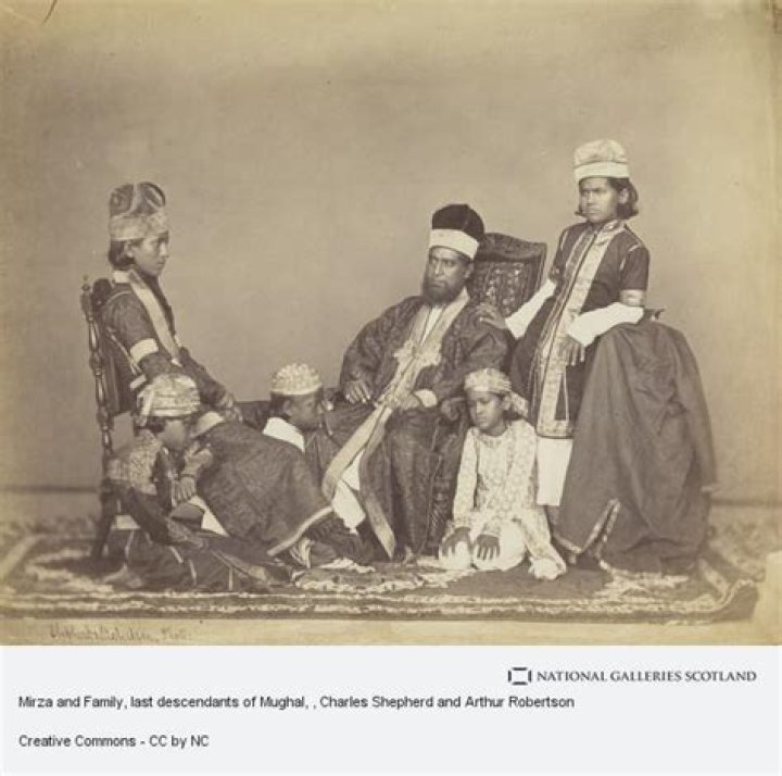 Is Mughal family still alive?