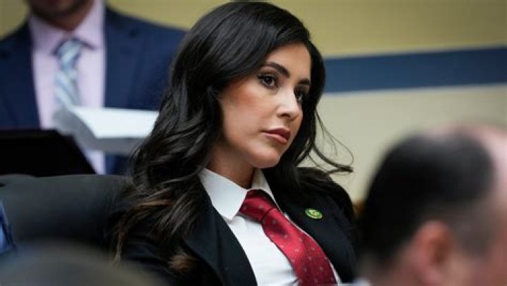 Is Newt related to Luna?