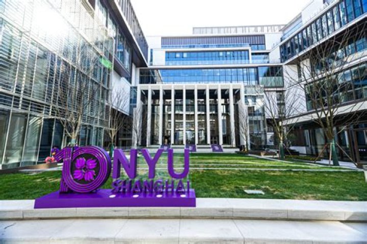 Is NYU a dry campus?