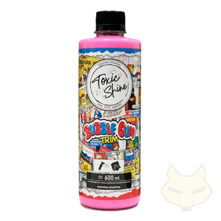 Is spirit gum toxic?