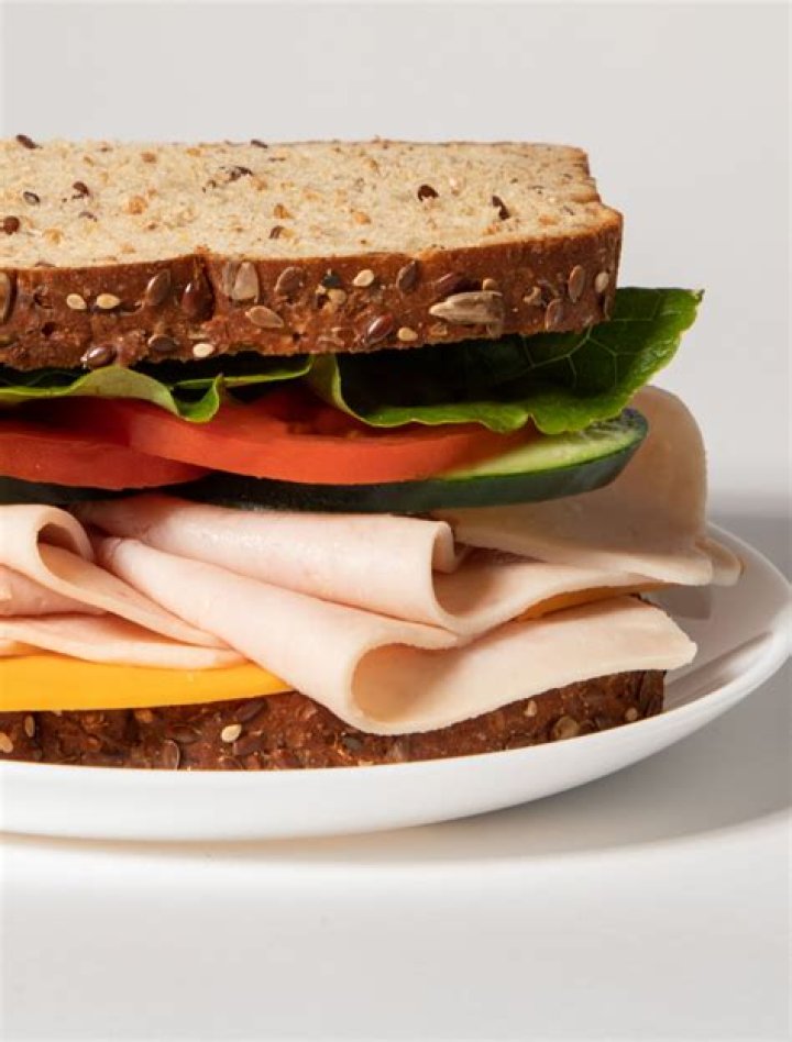 Is the ring around bologna edible?